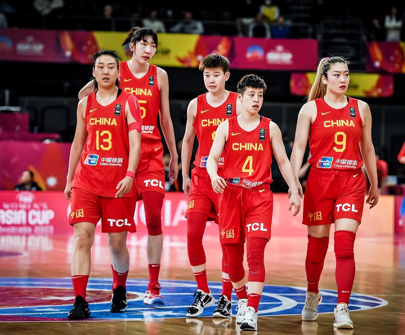 日本打爆澳大利亚，中国女篮半决赛对手出炉：韩澳胜者