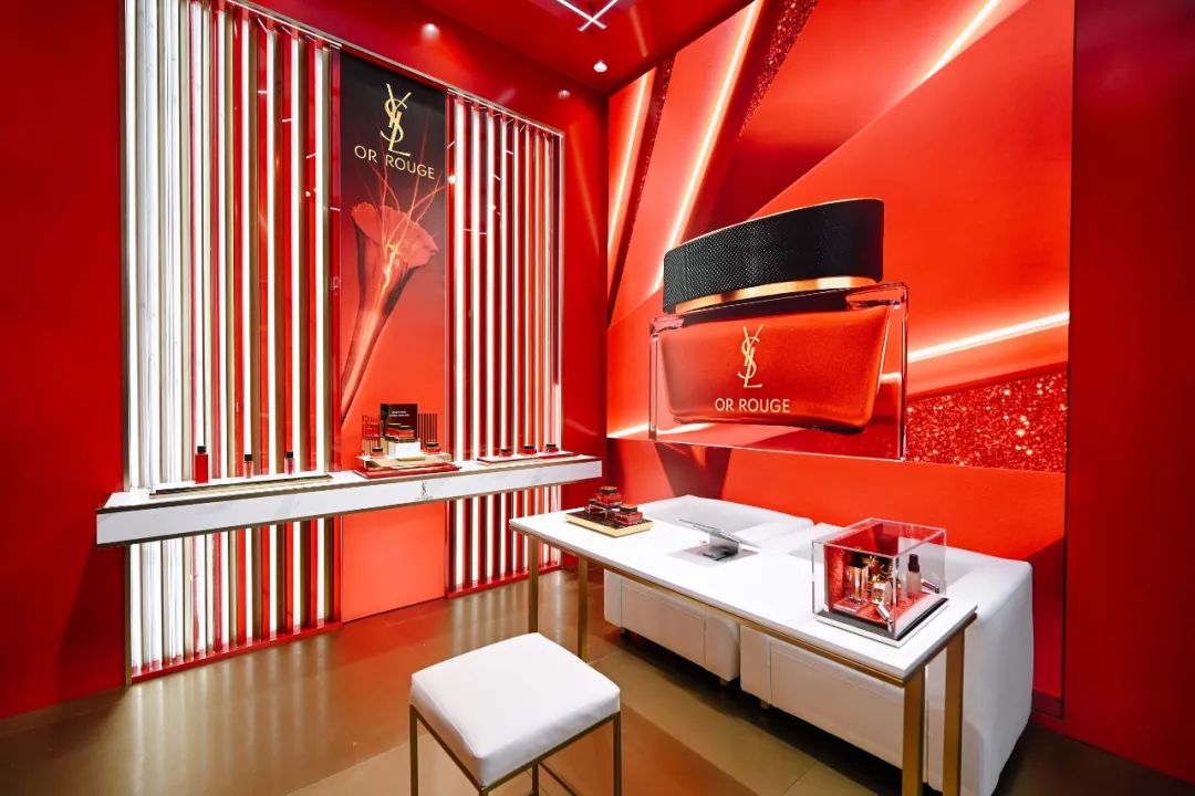 圣罗兰彩妆盘2019圣诞限量版教程 (圣罗兰复古彩妆系列)