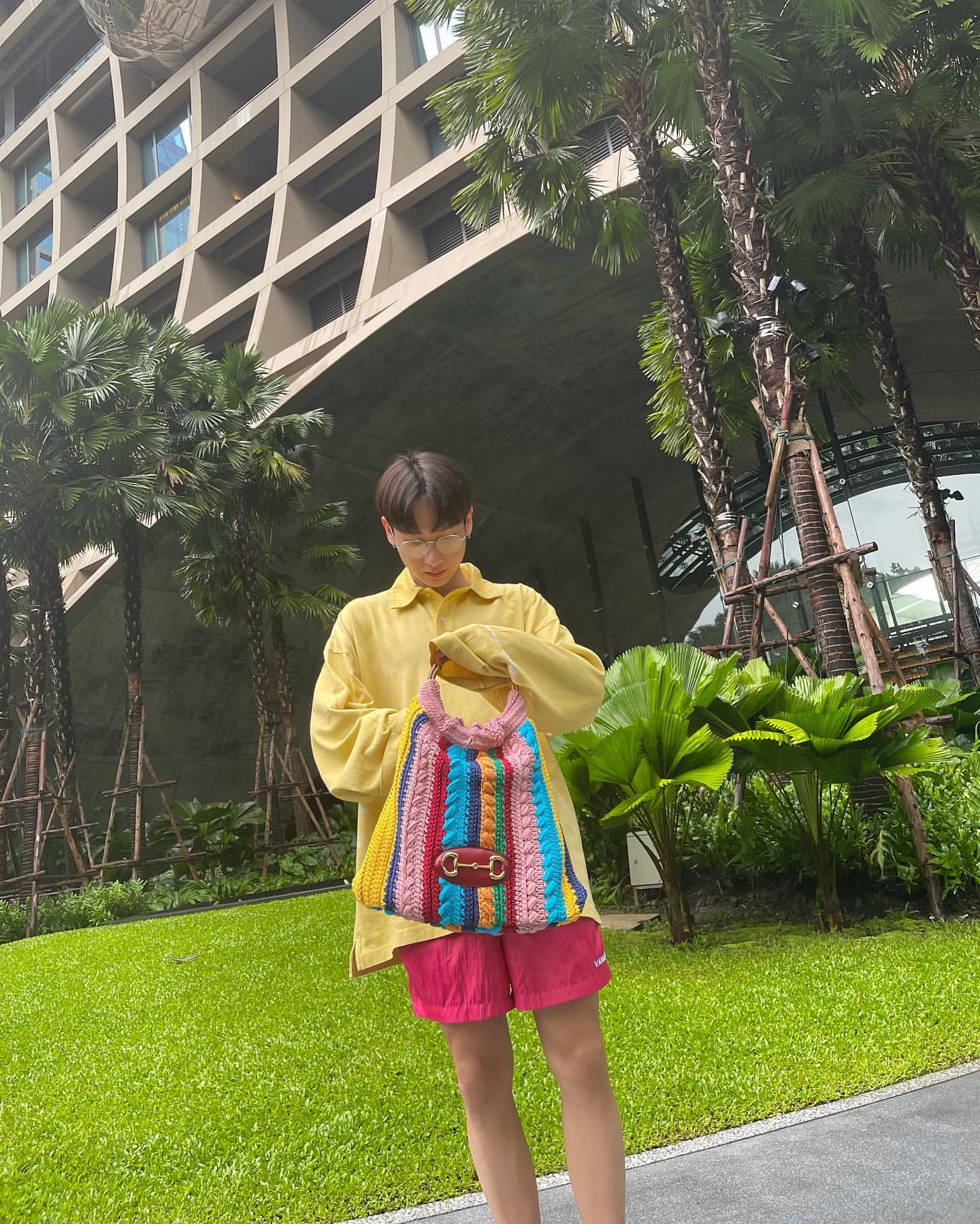 粉色系甜酷风穿搭男,粉色系极简穿搭男生