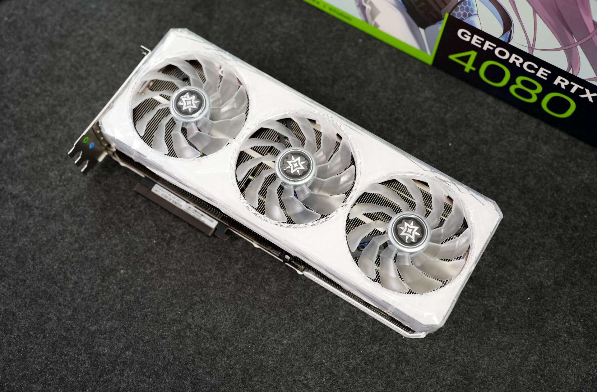 我变强了！也变大了？RTX4080显卡究竟值不值得入手？上手见真章