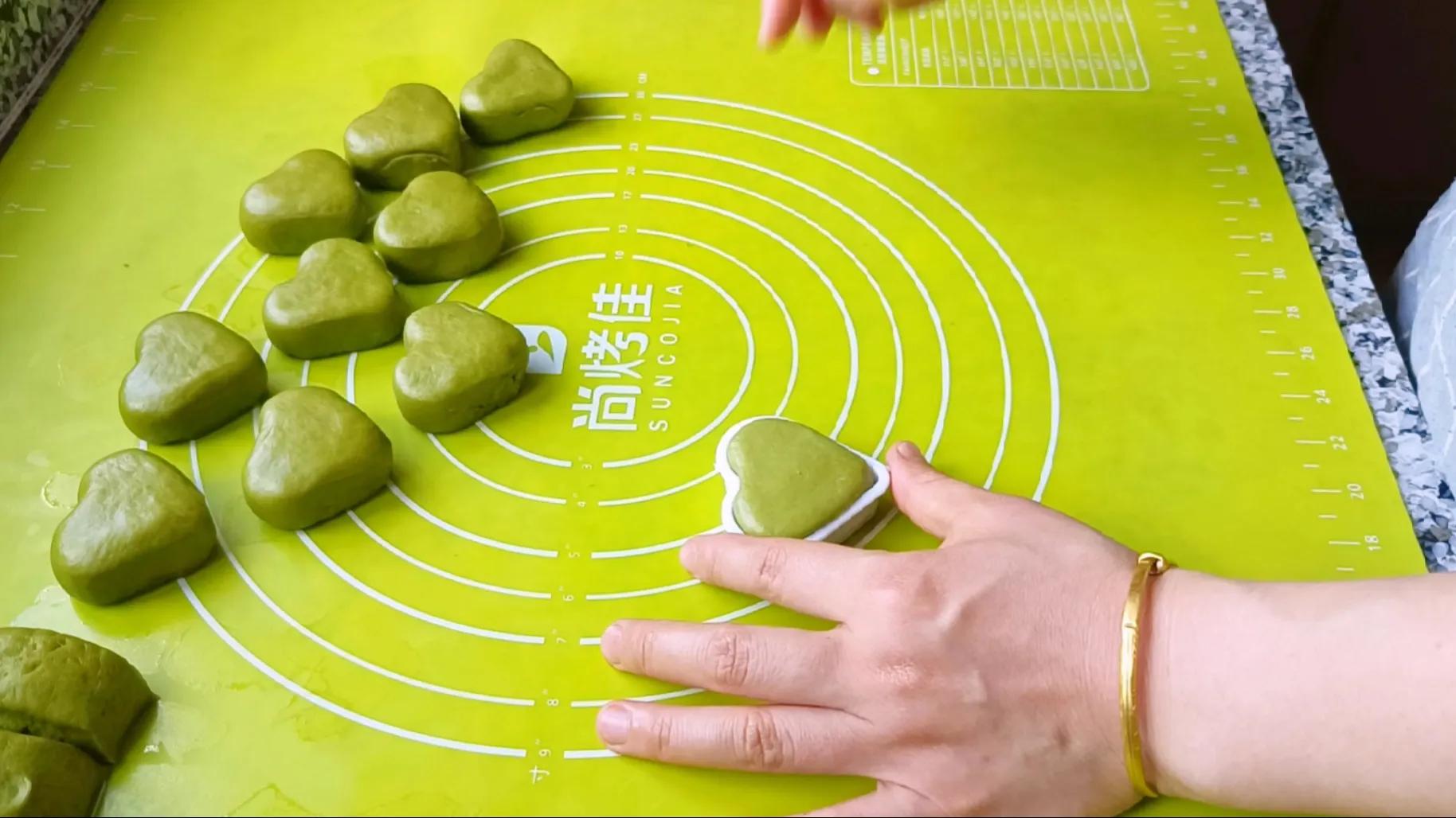 天气热给孩子做点解暑的菜,夏天宝宝可以多喝绿豆汤解暑吗