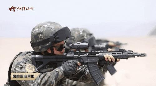 兵团新警,警用突击步枪与军用突击步枪