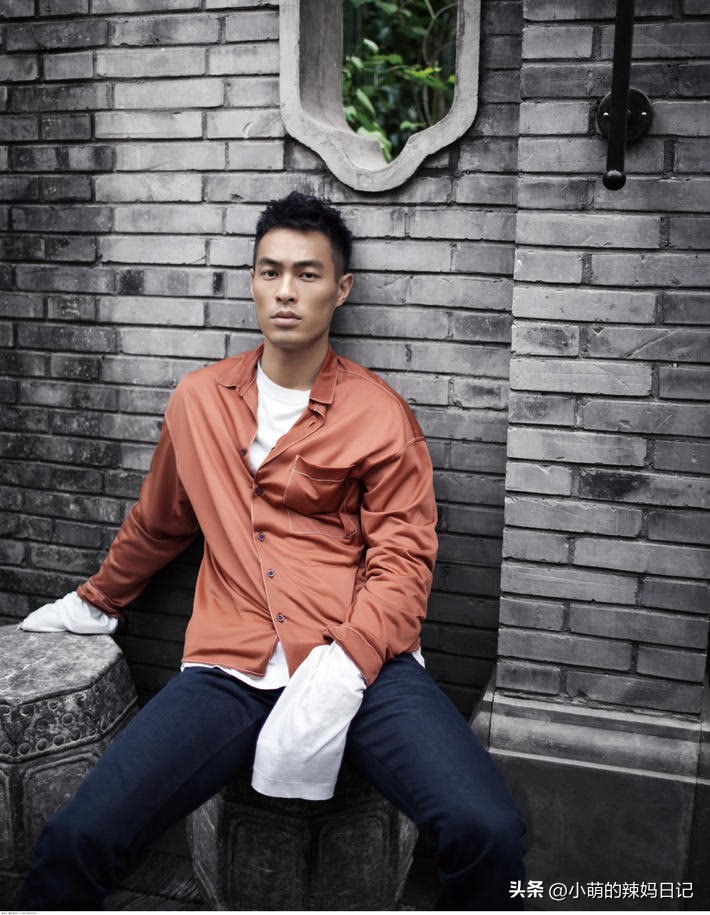 男人有几种身材,男生身材衣架子