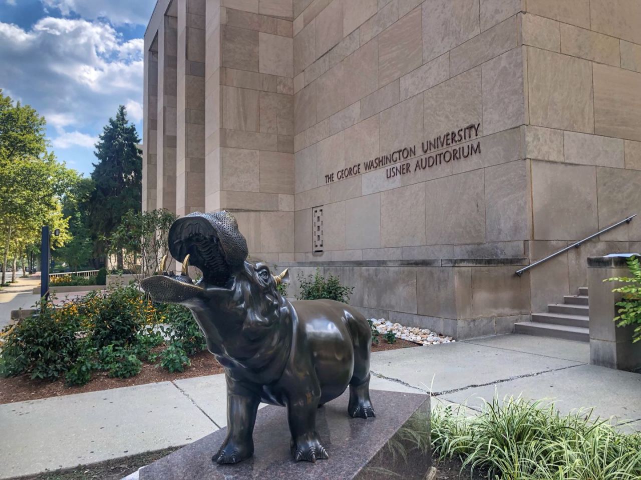 乔治华盛顿大学名人,乔治华盛顿大学美国国会