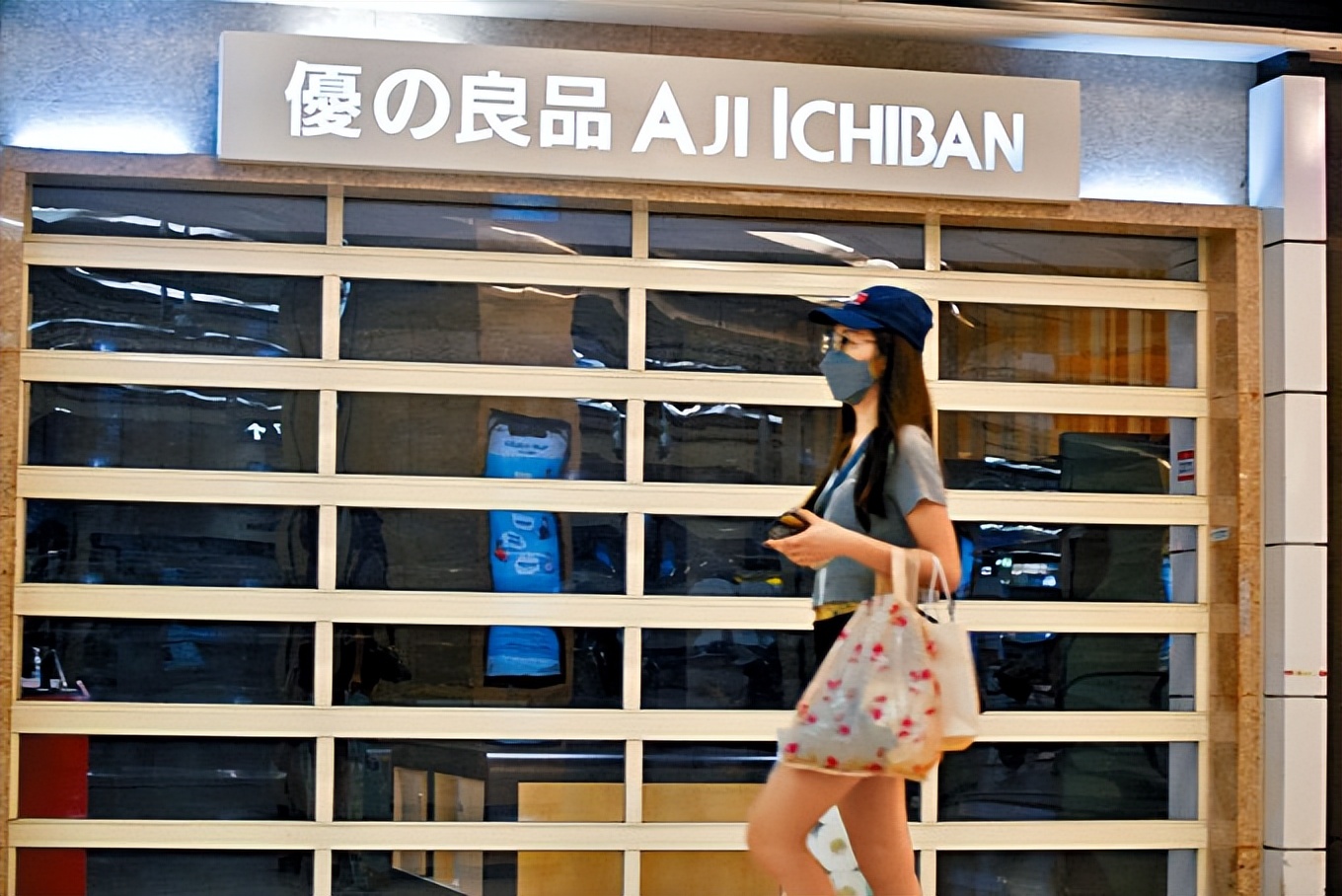 香港零食推荐零食铺,香港零食去哪里买推荐店铺