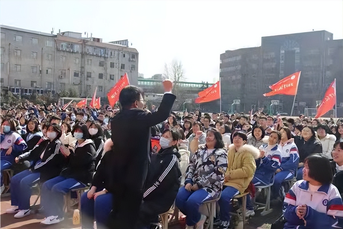 走出1省委书记，山东1中学再添举措经典启智赛事育人，决胜高考
