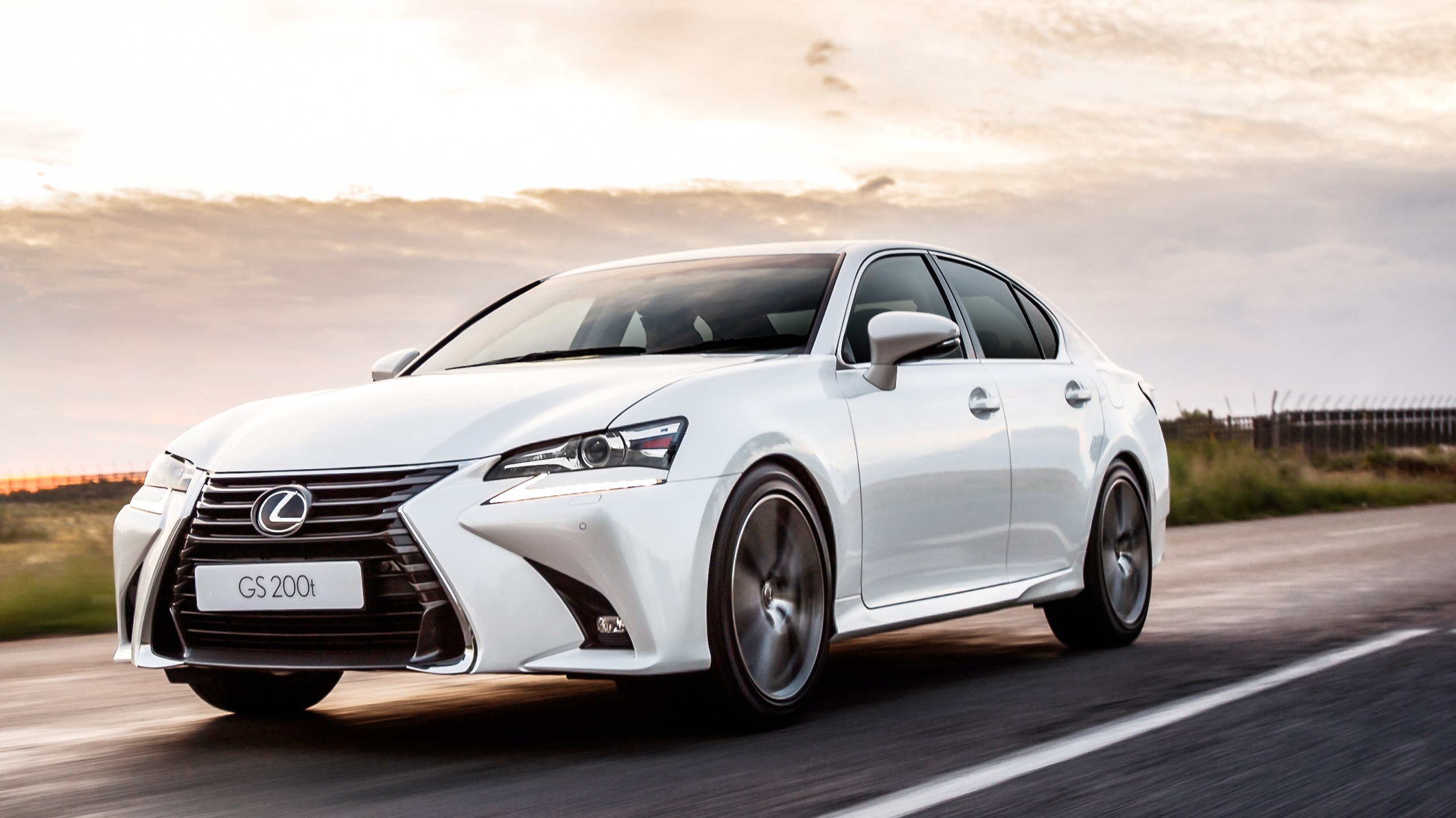 牧马人保值率和霸道哪个保值,最近贬值的厉害的几款合资车