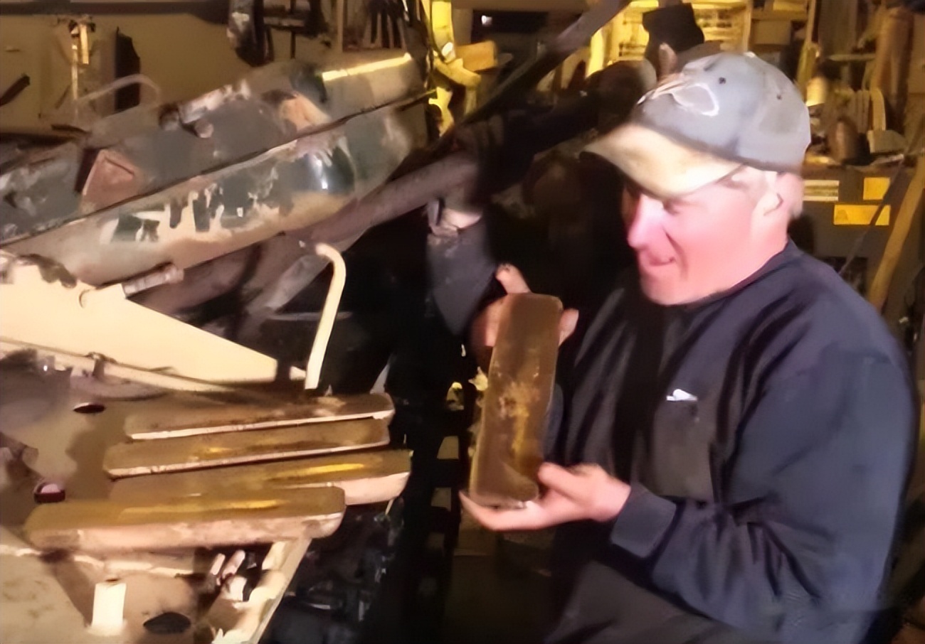 英国一名男子买了一辆坦克,英国男子花300镑