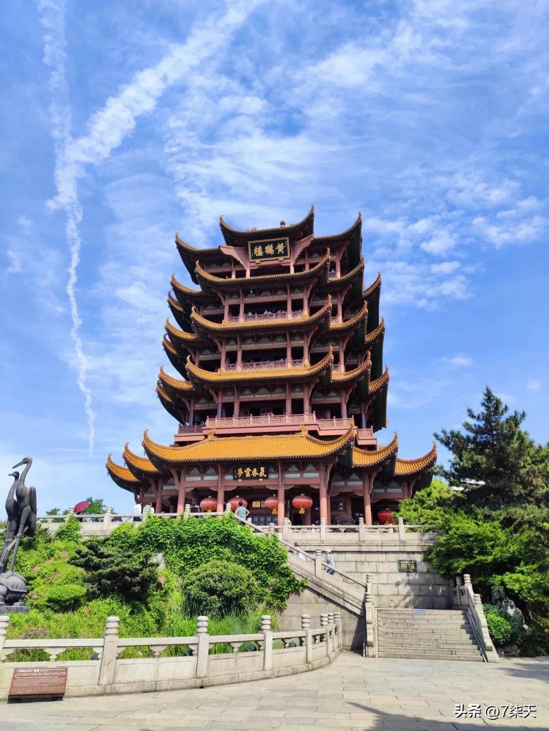 古诗打卡黄鹤楼送孟浩然之广陵,古诗跟读黄鹤楼送孟浩然之广陵