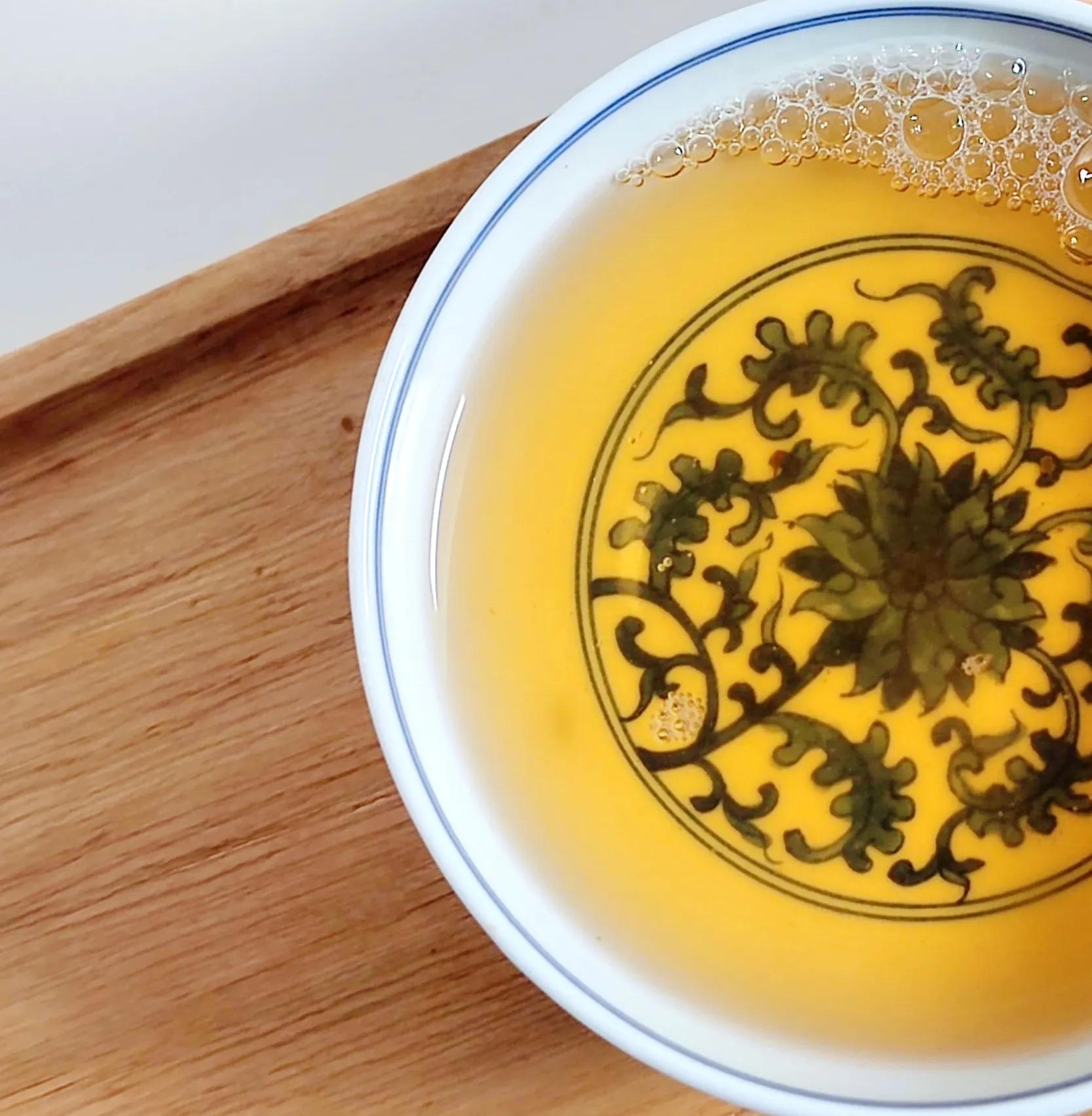 大益2201年龙柱评测,大益2022龙柱生茶值得收藏吗