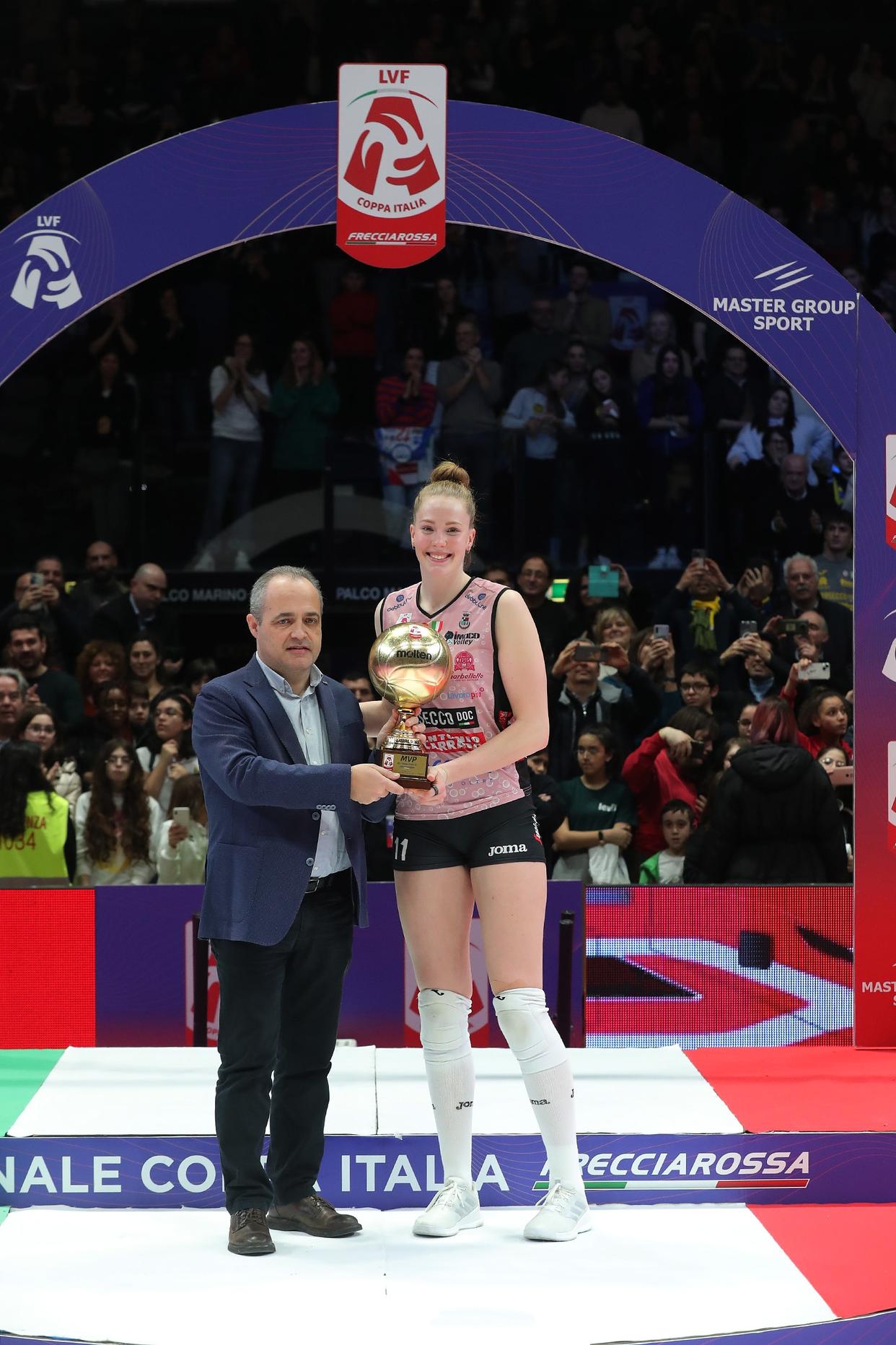 意大利女排联赛斯坎迪奇朱婷,女排朱婷斯坎迪奇赛程