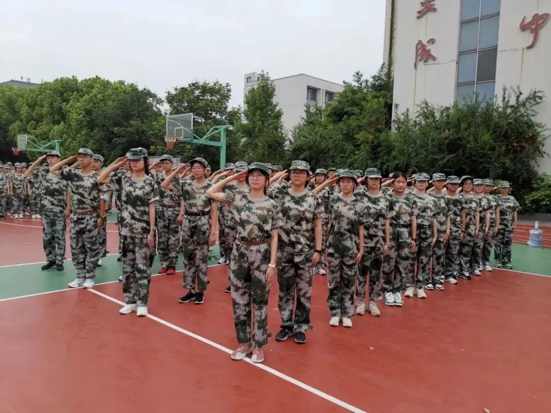 高标准军训,威武霸气的军训