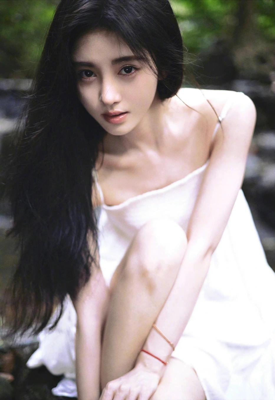 鞠婧祎赵丽颖角色混剪,鞠婧祎和赵丽颖的合拍视频