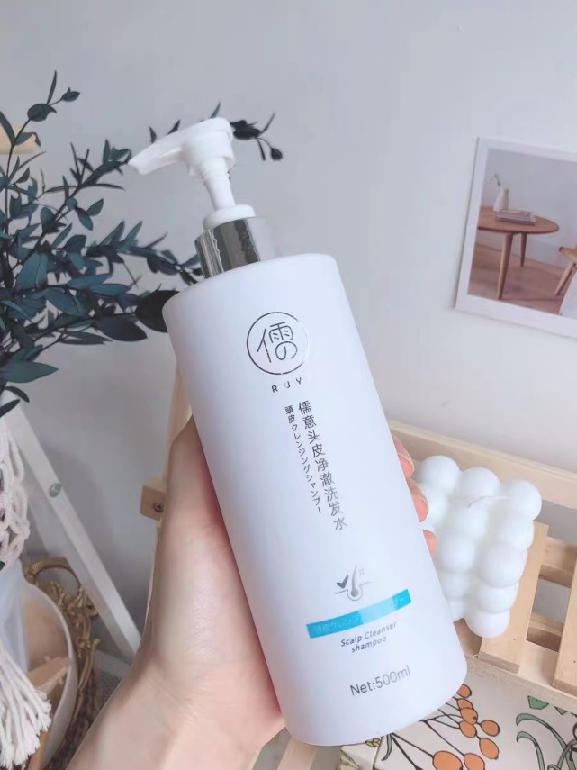 我们如何去选择一款正确的洗发水,选对一款洗发水很重要