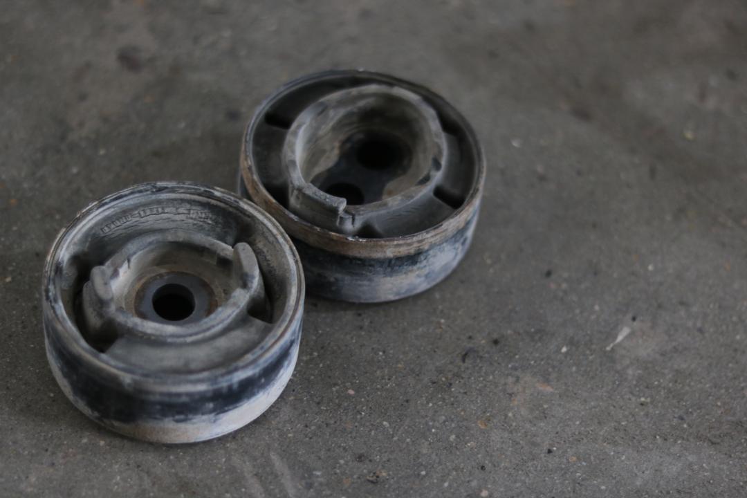 皇冠3.0经典老车翻新复活视频,13代皇冠全车翻新泉州地区