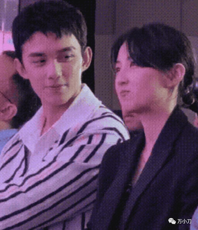 国民闺女的心机,国民闺女吃瓜