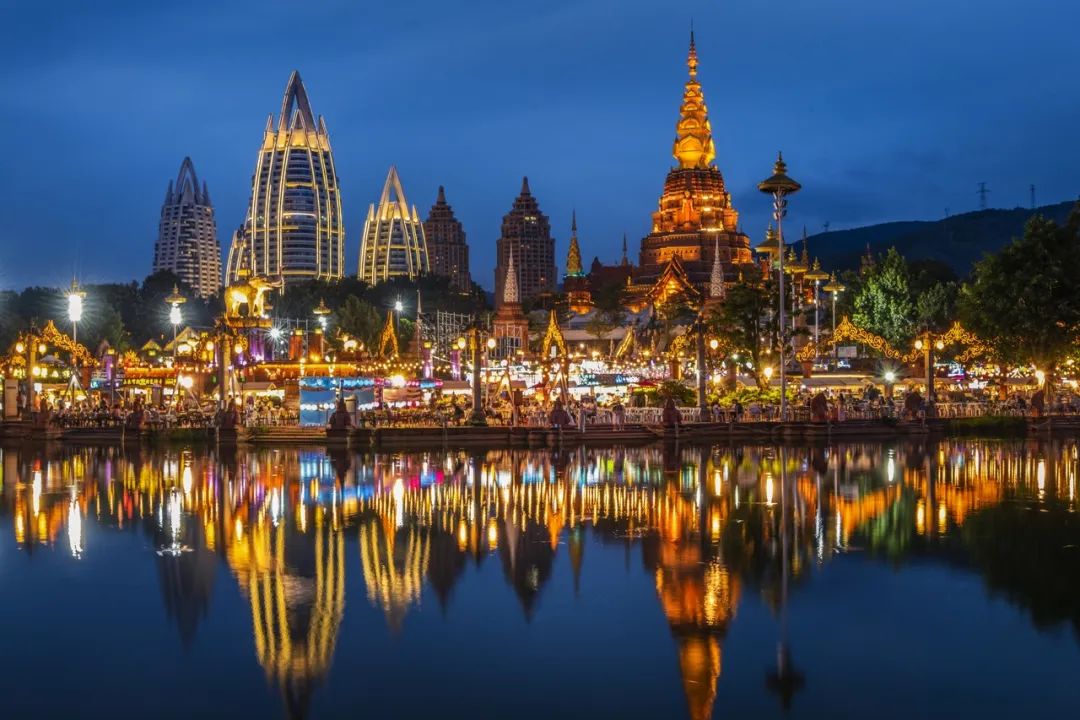 西双版纳体验雨林,吃遍热带水果西双版纳