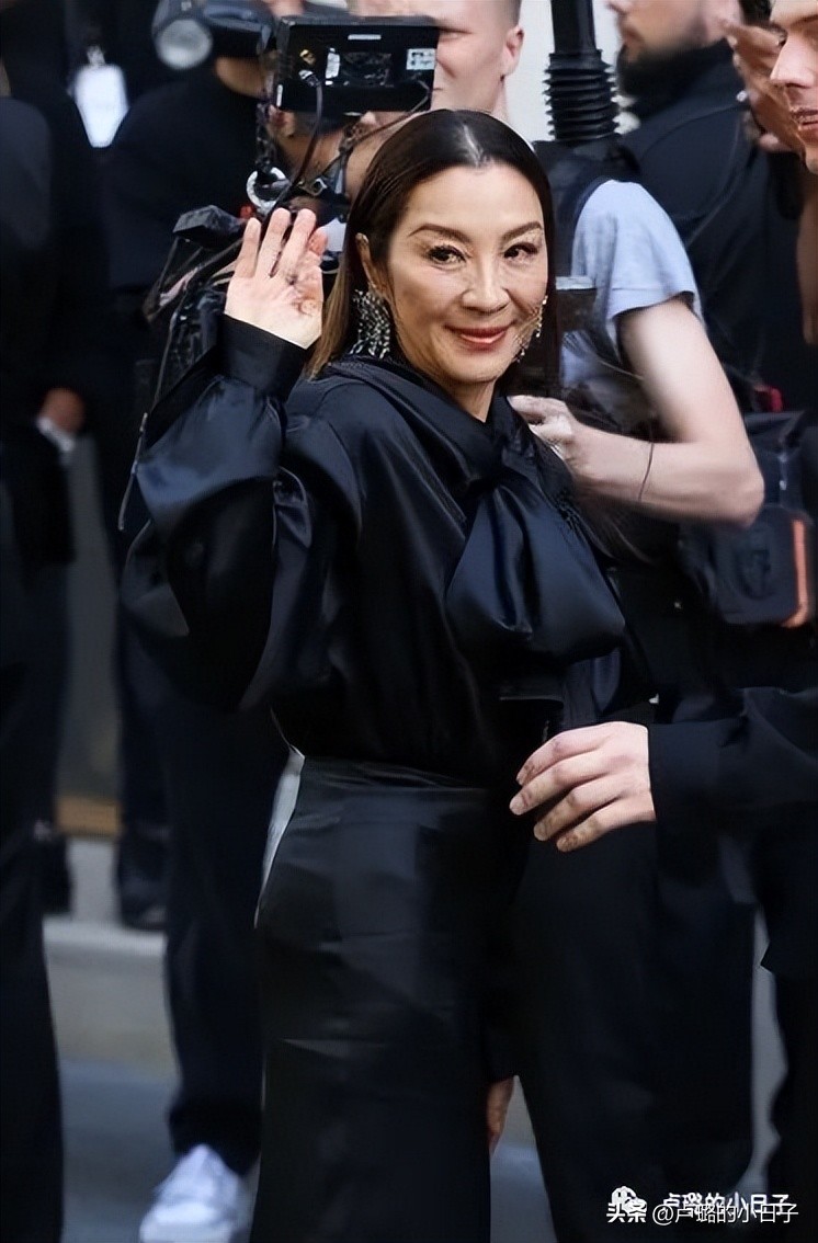 杨紫琼20岁到65岁的变化,杨紫琼分享61岁庆生照