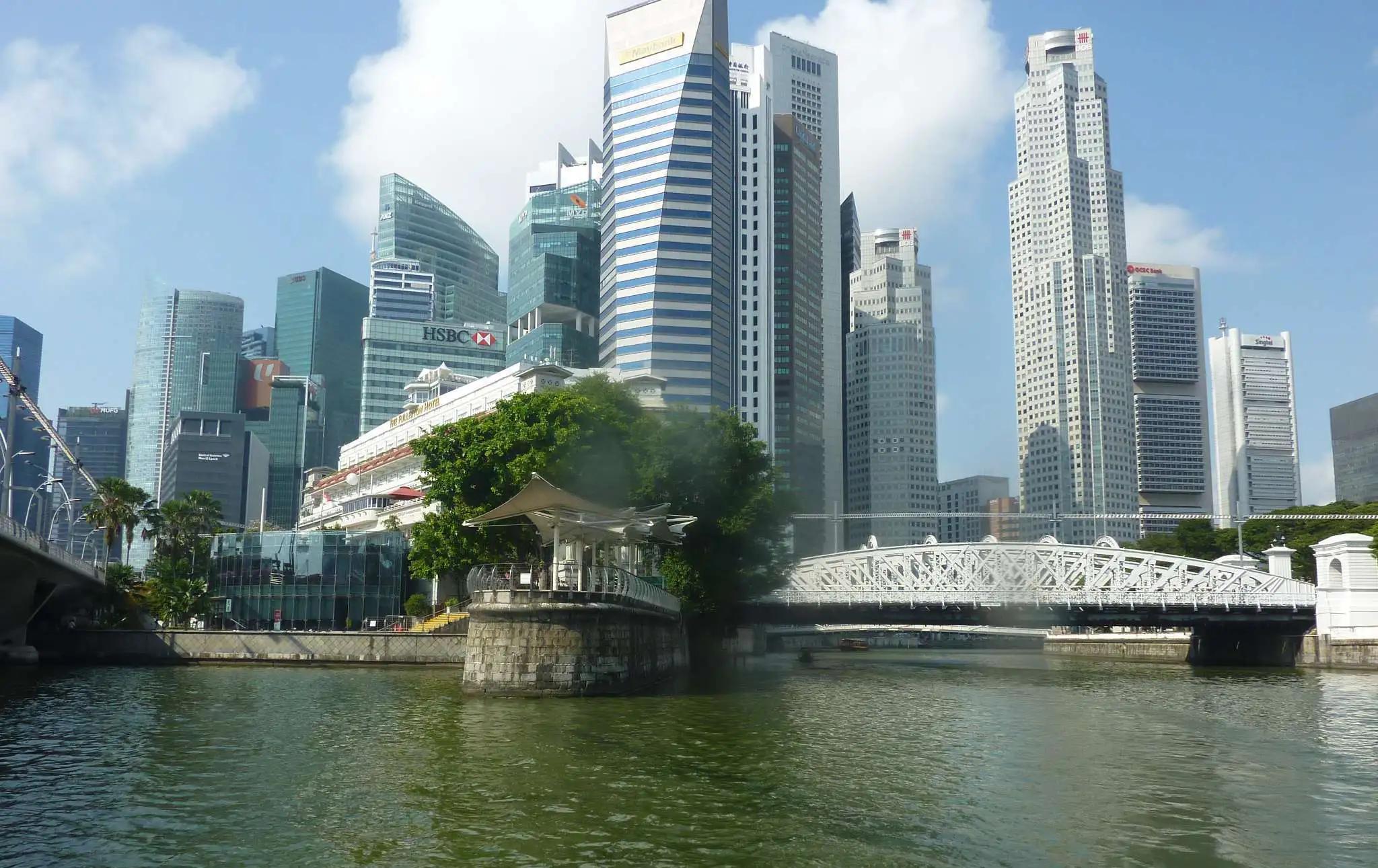 弹丸之地，富甲一方