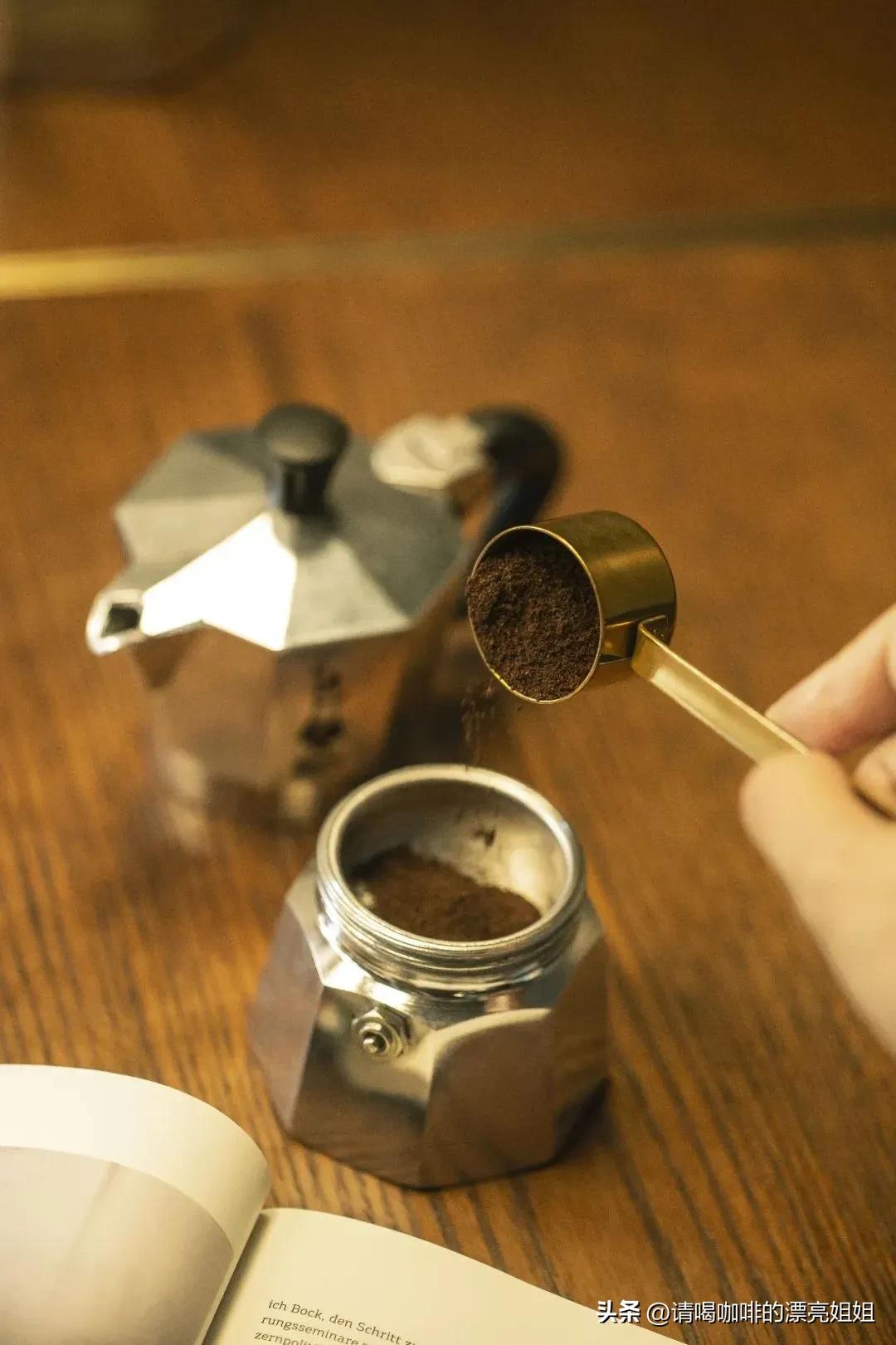 摩卡壶和意式咖啡机磨粉区别,摩卡壶和意式咖啡机选哪个