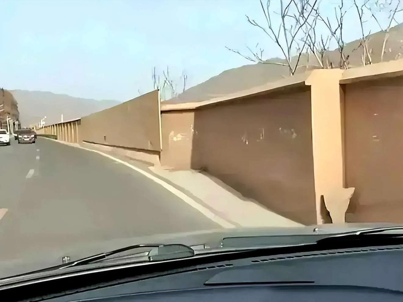 严禁窥探祖国的大好河山,禁止窥探祖国河山