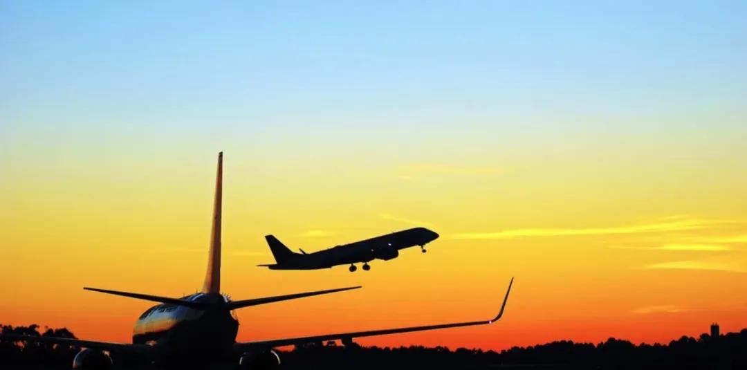 新冠疫情下，从美国转机回国攻略「2022.7版」