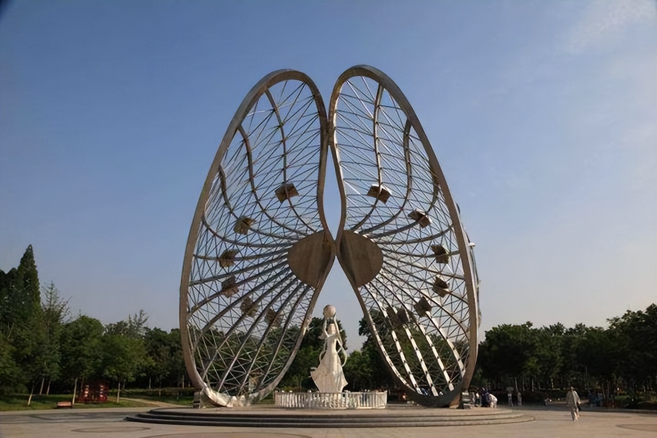 璺岃惤鐨勭櫨浜垮瘜璞畬鏁寸増,璺岃惤绁炲潧鐨勪腑鍥藉コ棣栧瘜