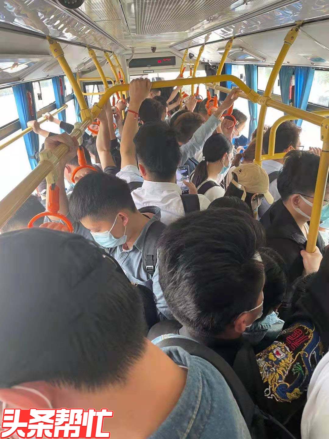 挤挤挤！等等等！绕绕绕！上海人都知道的这个地方，居民太难太难了