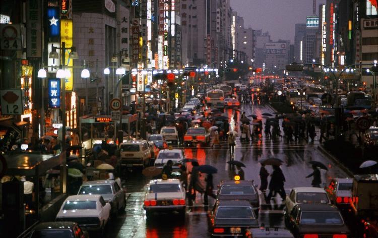 *小平邓**如何用20年带领中国崛起：是天佑中华，更是“自助者天助”