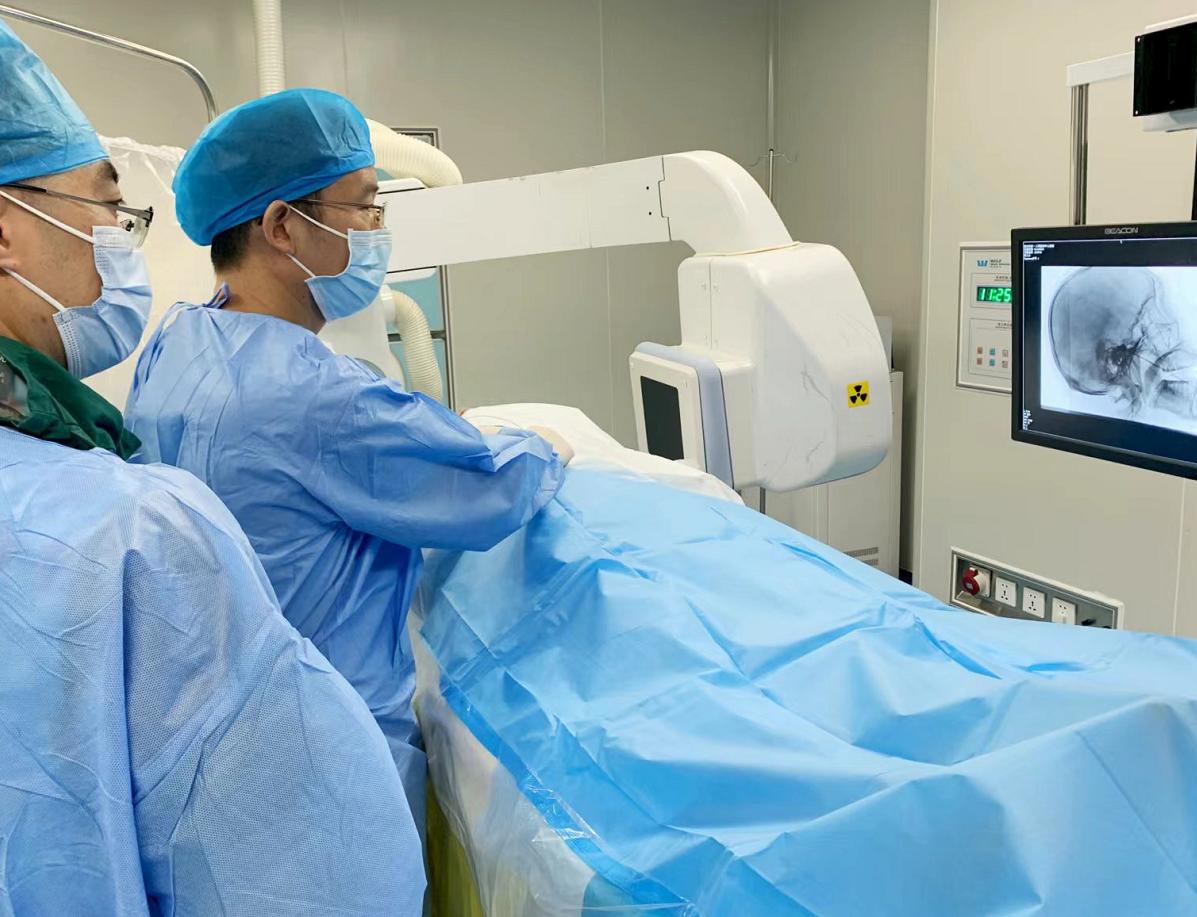 郴州市支气管球囊扩张,小球囊解决大问题