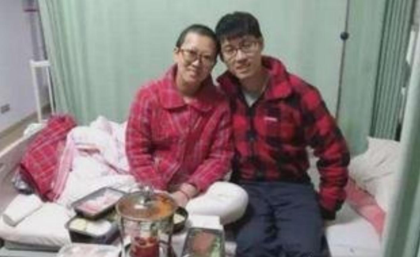 2017年,上海33岁女博士患癌,借钱赴美治疗,与丈夫为8美分争吵