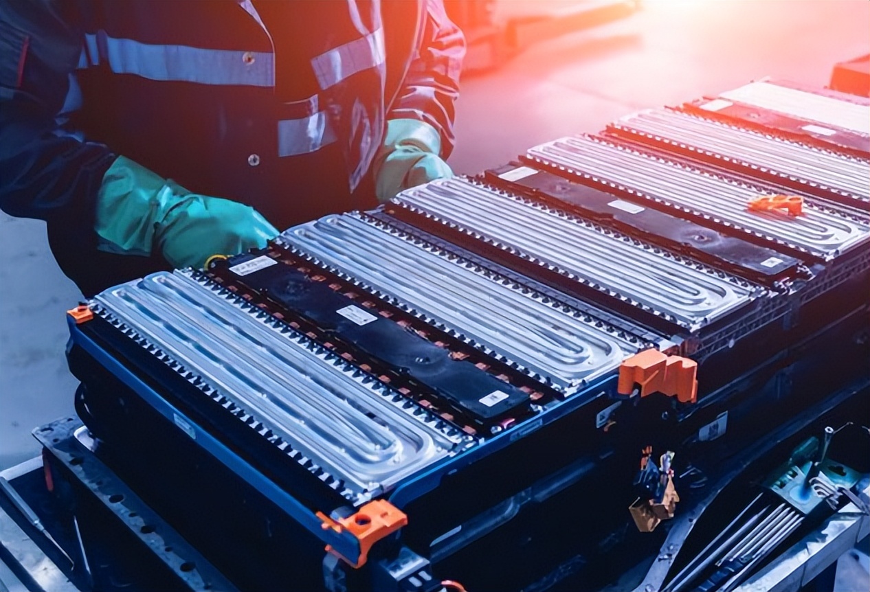 日本固态电池新进展,日本固态电池充电3分钟