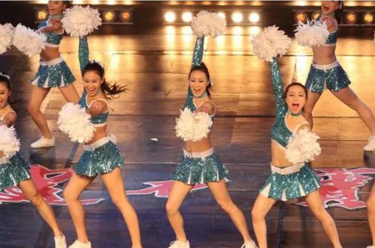 啦啦队体育比赛的作用,啦啦队有什么用途