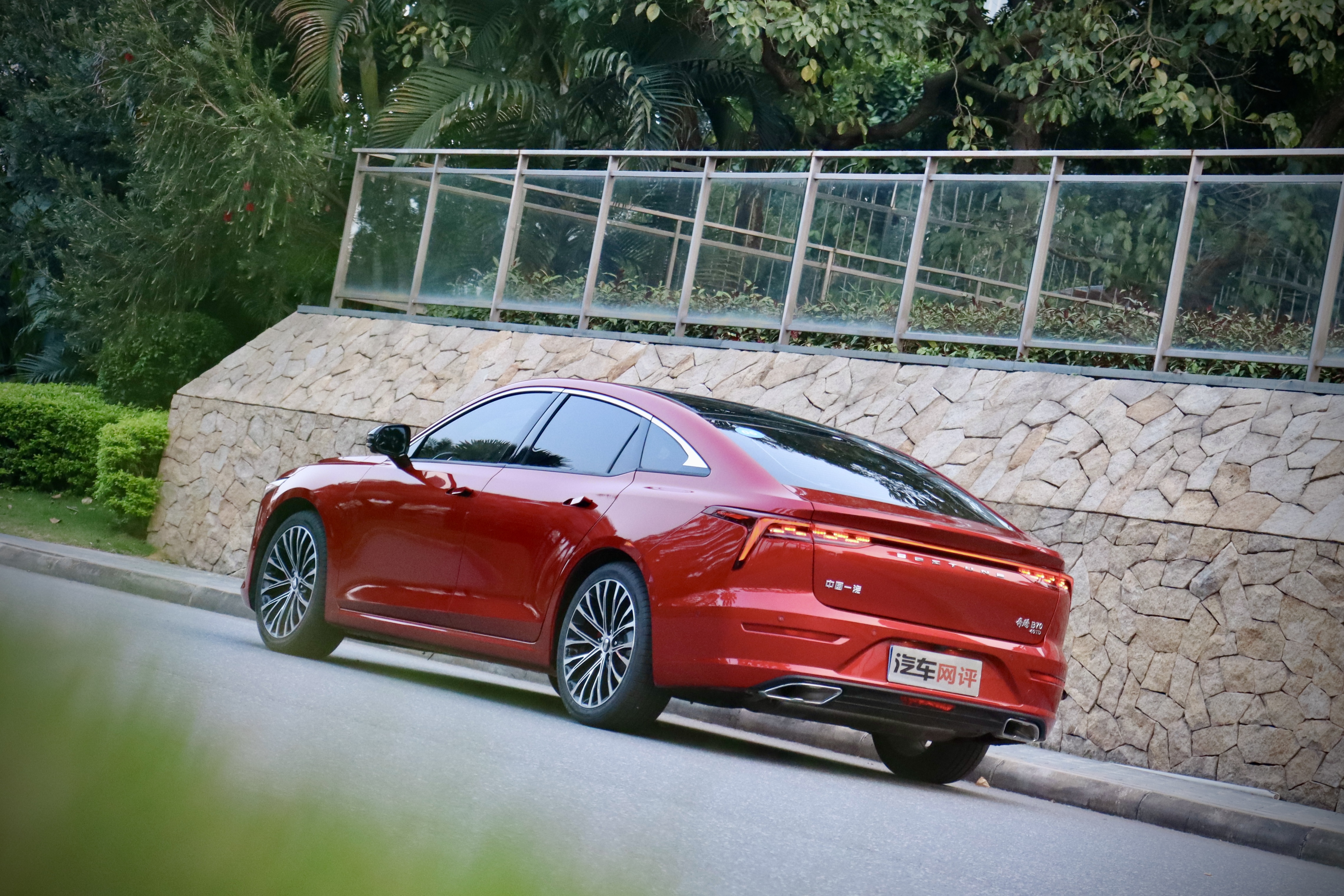 奔腾b70试驾体验,试驾奔腾b701.5