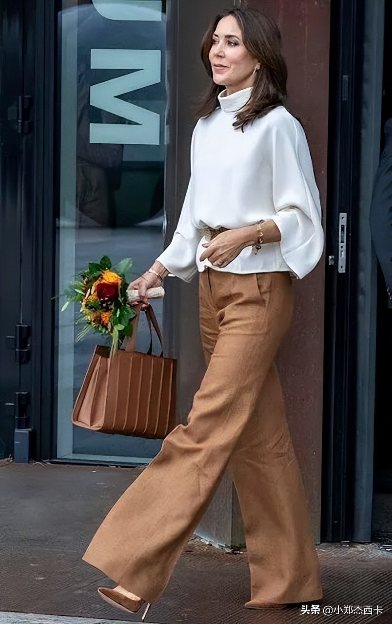 梅根上街恶搞引发网友吐槽,梅根被恶搞合集