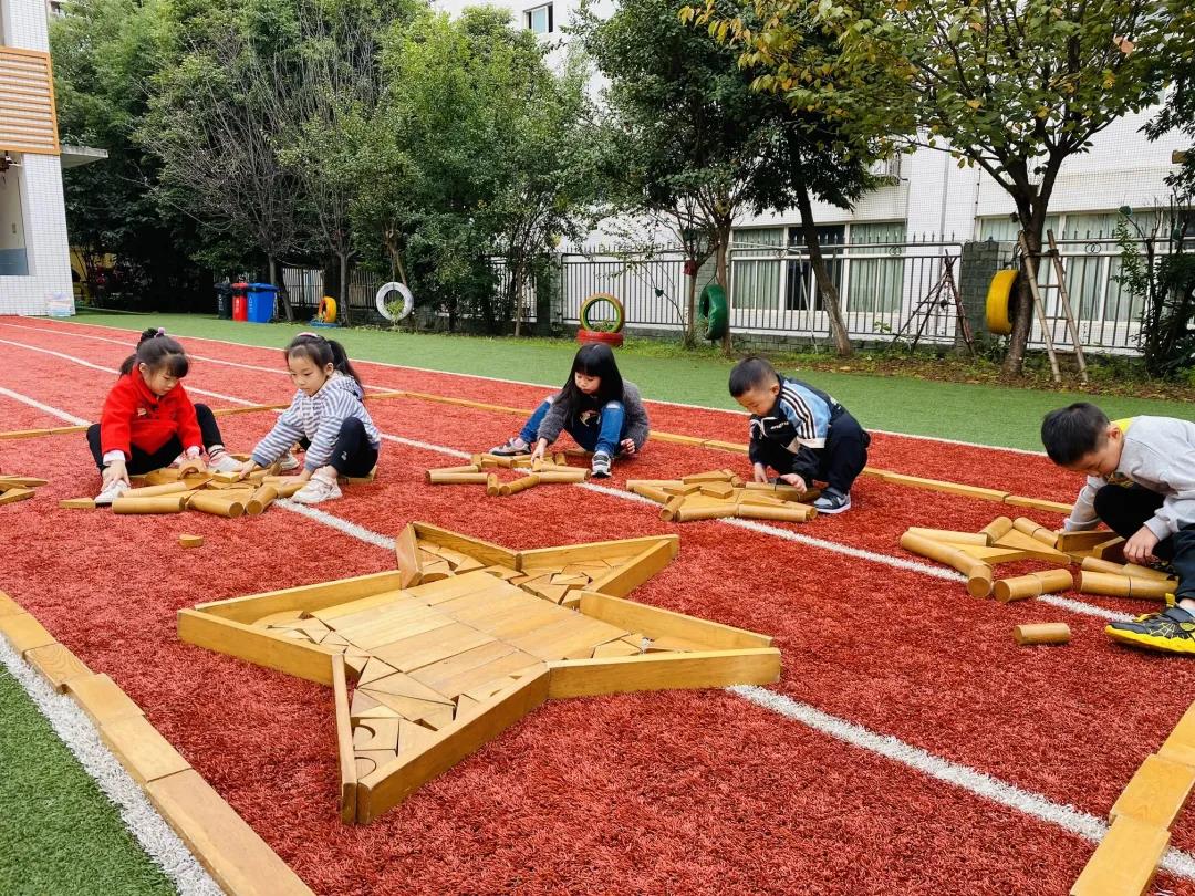树基教育：前运算阶段，用一颗小小的红色“五角星”照亮童心