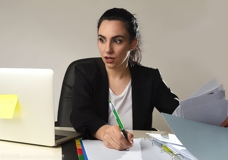 东北女生花50万试管婴儿,女子花50万生混血孩子