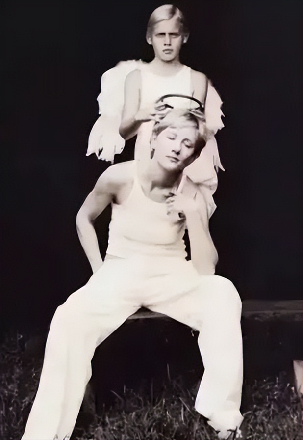 超模用卫生棉条感染截肢励志,一名超模因卫生棉截肢