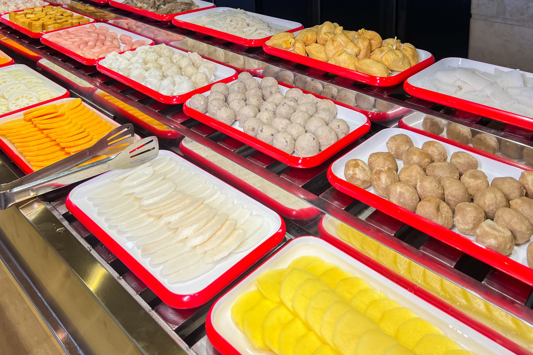 银河温泉双人水果温泉,泡汤泉免费吃水果