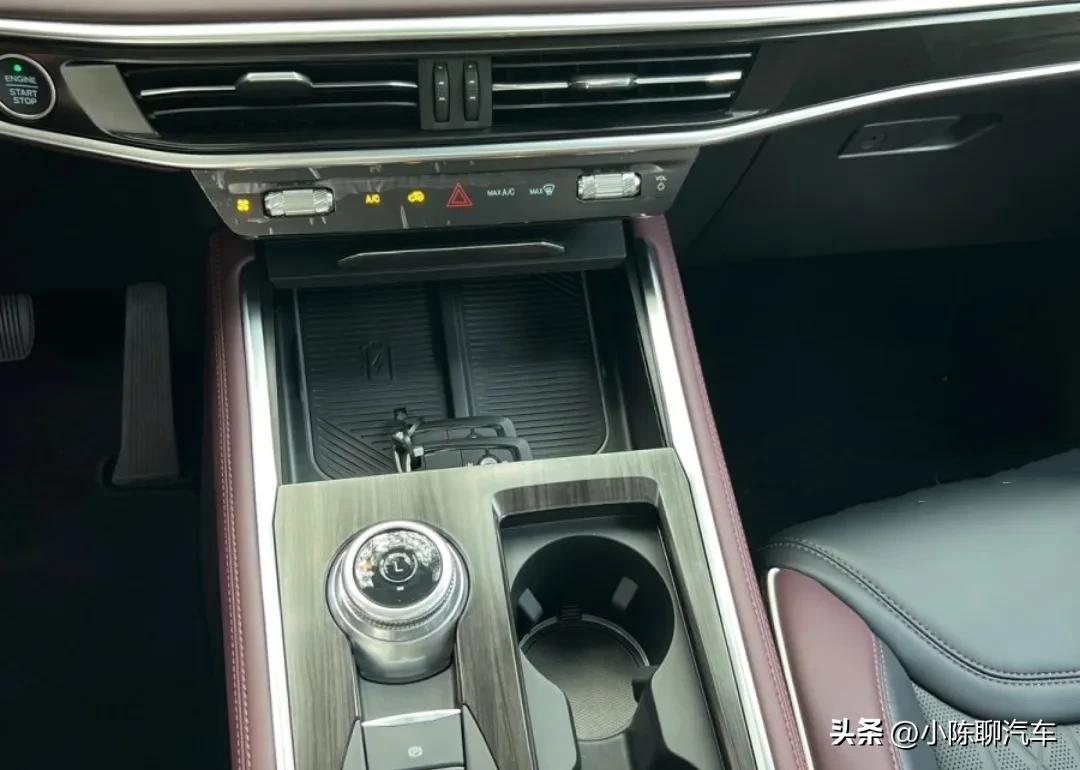 福特探险者两驱动力怎么样,福特探险者3.5tt拉缸