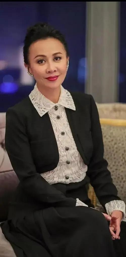 香港著名影视明星刘嘉玲,香港演员刘嘉玲电影作品