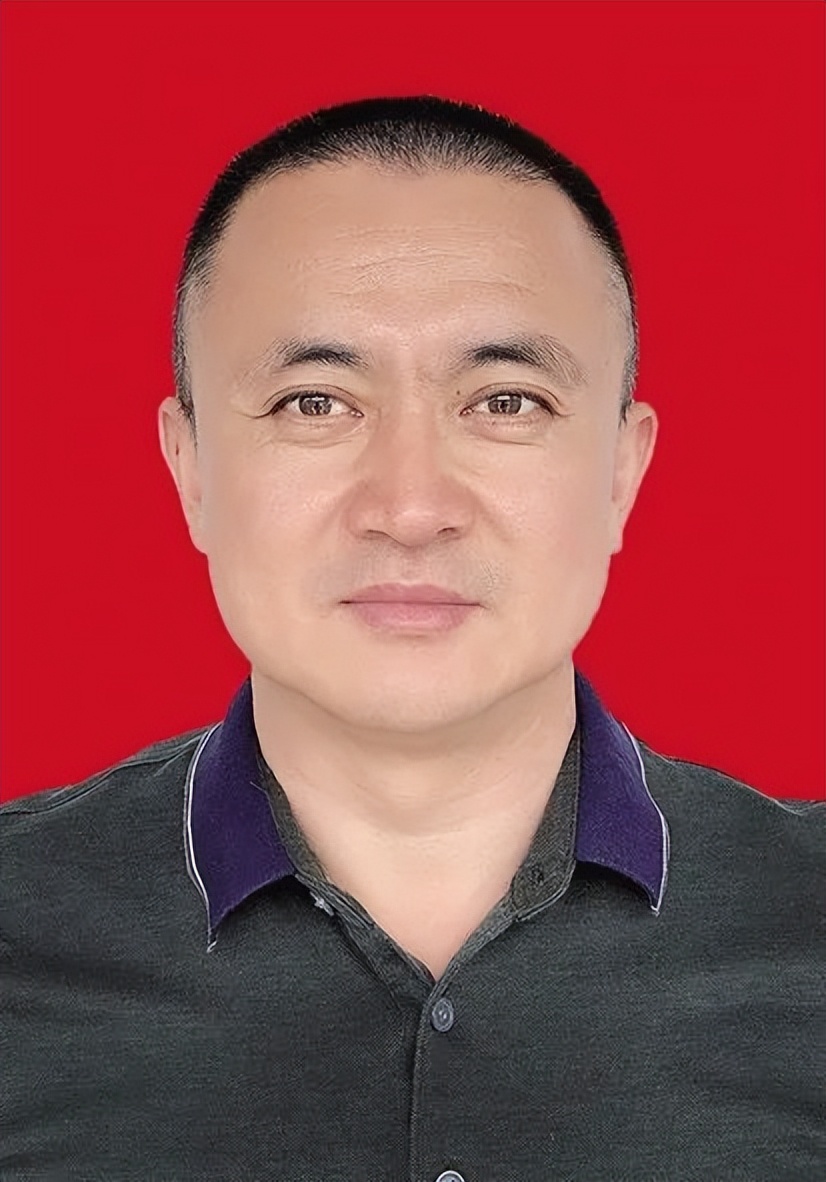 众心向*党**自立自强——2021年鄂尔多斯市“最美科技工作者”事迹发布