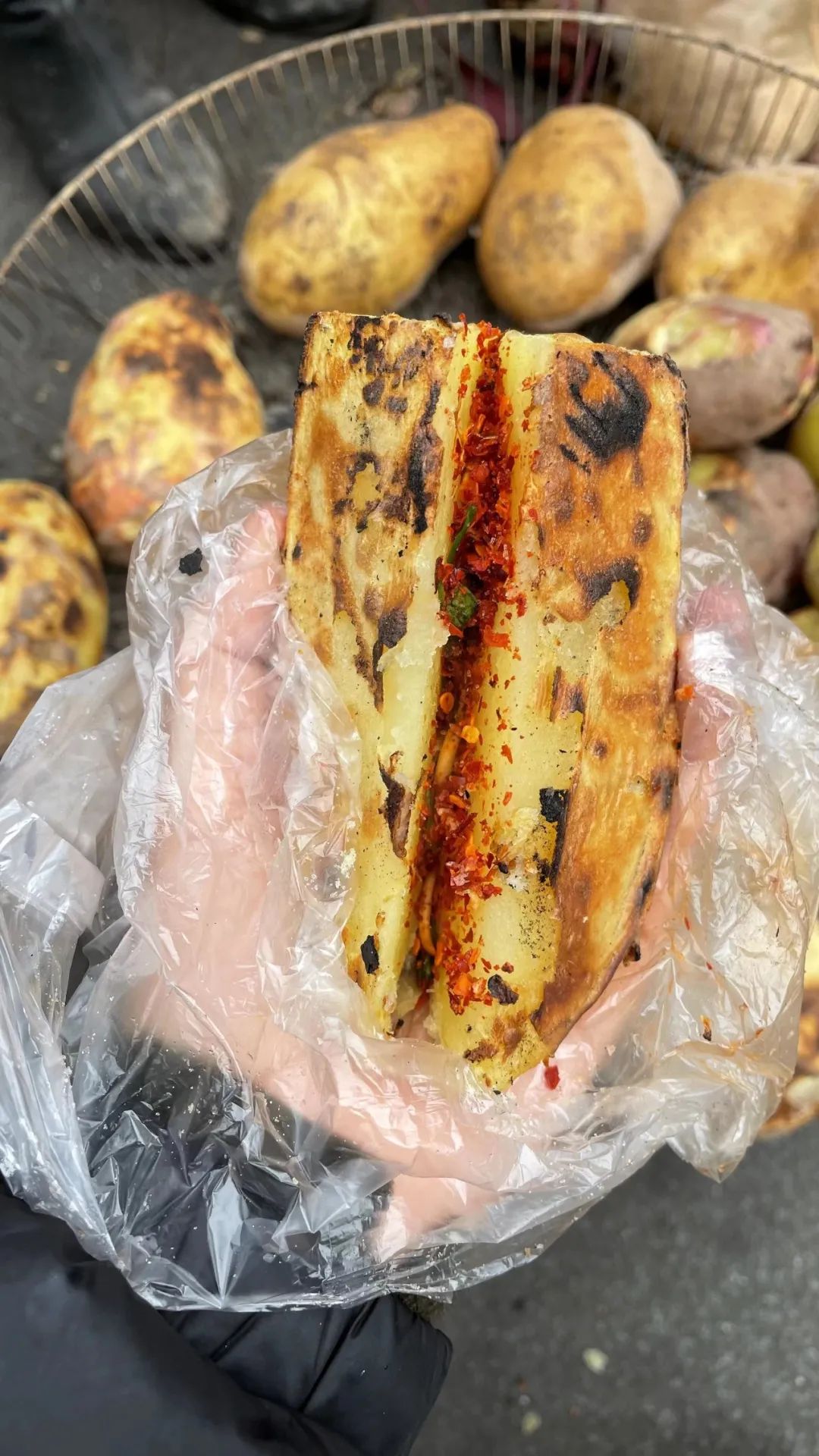 外地朋友来四川吃美食,外地朋友来四川吃苍蝇馆子