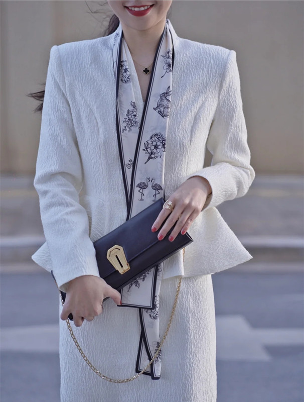 分享丝巾百搭系法,丝巾的100种系法小视频