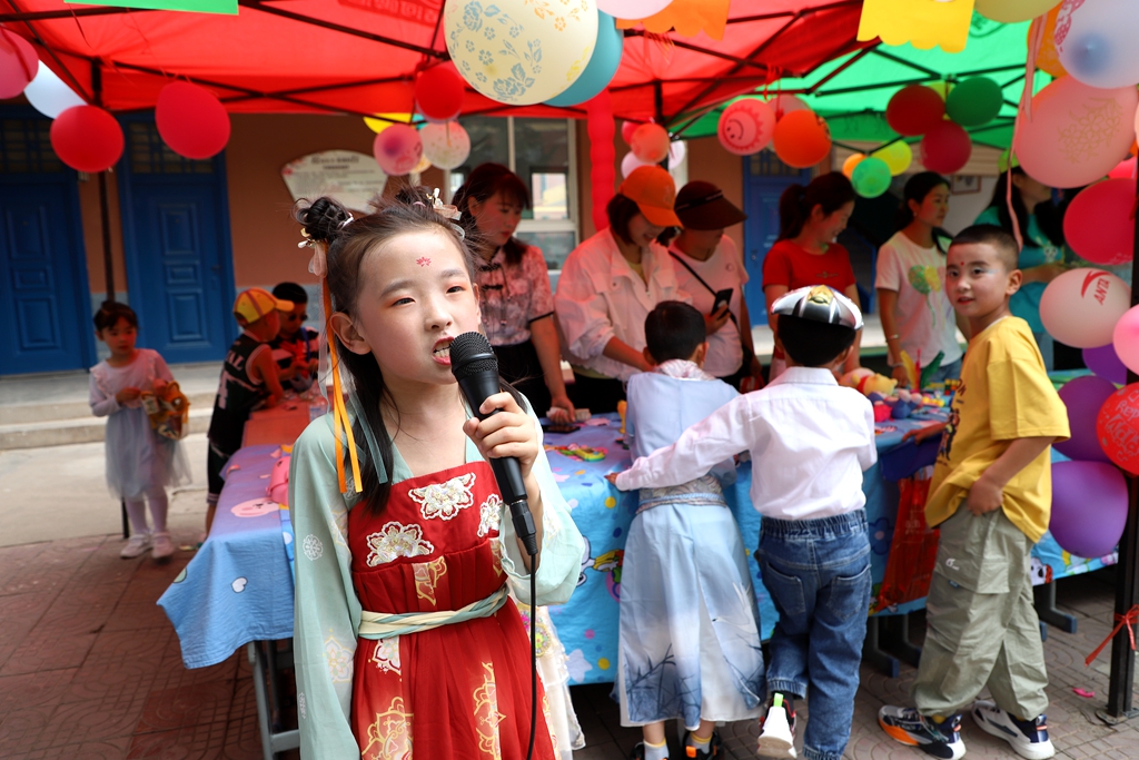城关小学一年级跳蚤市场,跳蚤市场小学卖乒乓球