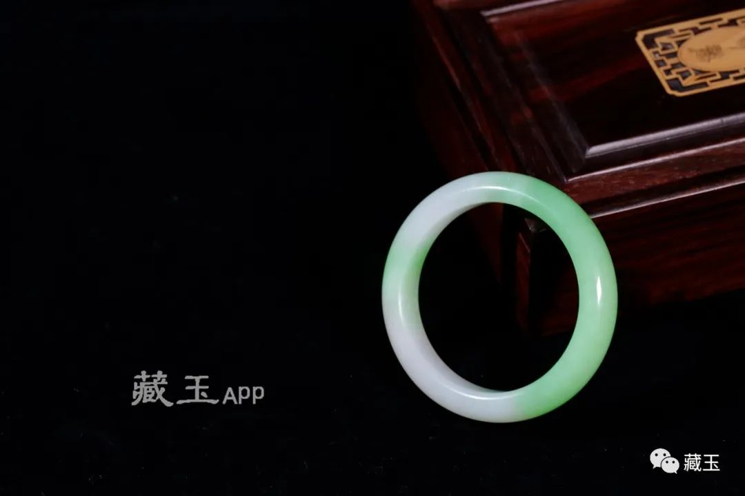 青海料和新疆籽料的区别图片,像青海料一样的籽料