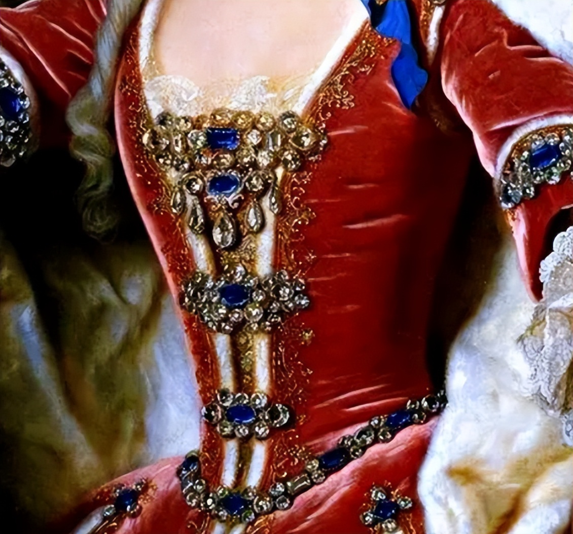 聊欧洲,欧洲中世纪风格三件套首饰