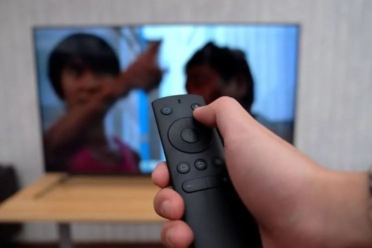 液晶电视蓝屏无声音没图像怎么办,液晶电视黑屏有声音没图像怎么办