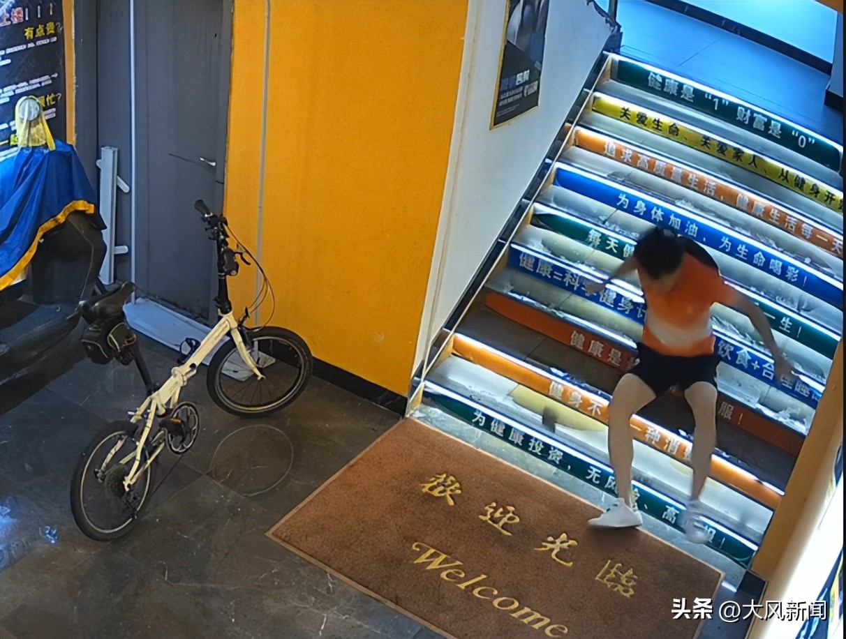 健身房顾客摔伤谁负责,健身房被人砸伤怎么赔偿