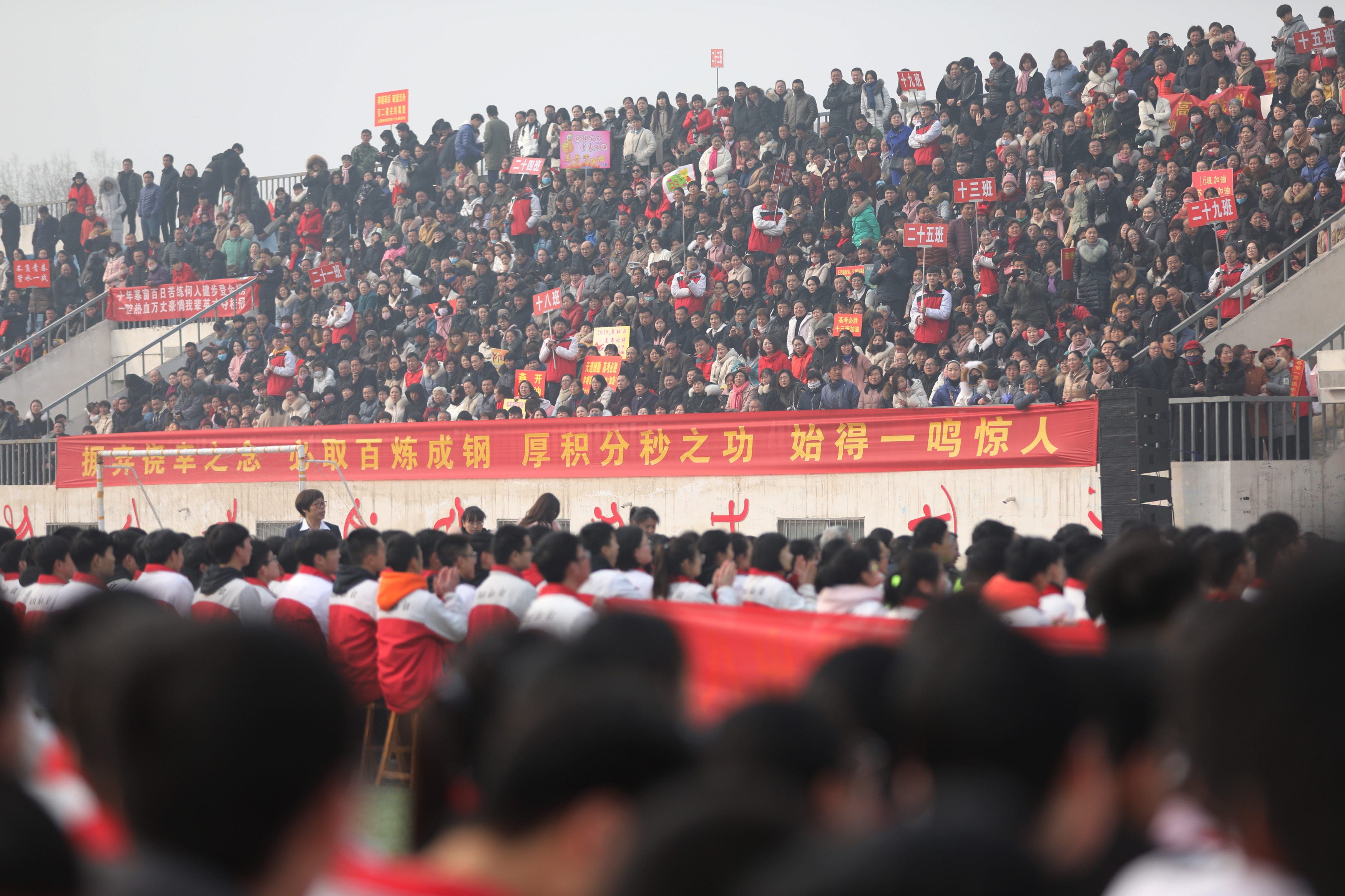 山河大学为何火遍全网,山河大学官网真实存在吗